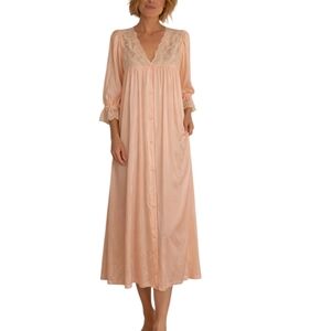Vintage Vanity Fair Peachy Pink Lace Embroidered Lounge Robe Large